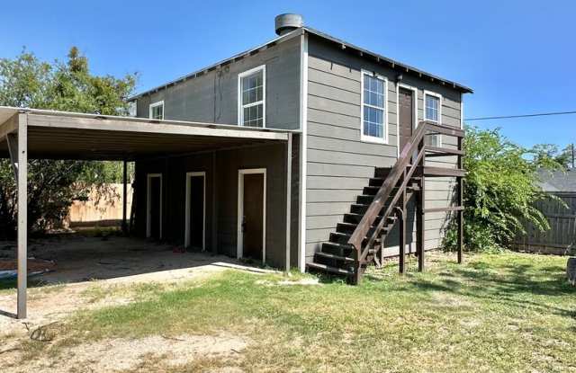 Photo of COMING SOON - Remodeled 1 Bedroom Apartment + Water/Sewer/Trash Included!