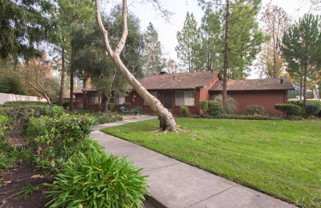 Country Club Village