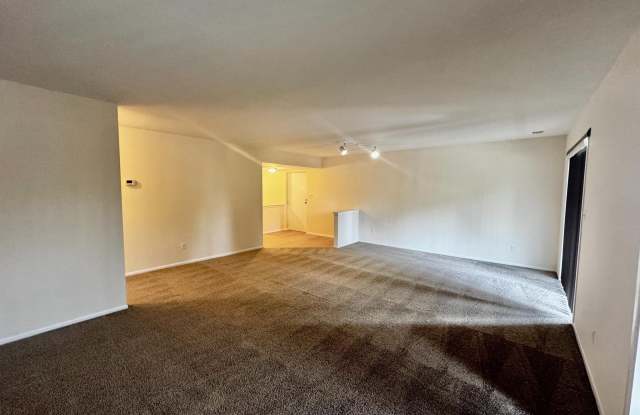 8 WINNERS Circle unit: 2B