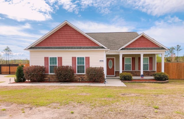 1690 Highway 172 - 1690 Sneads Ferry Road, Onslow County, NC 28460