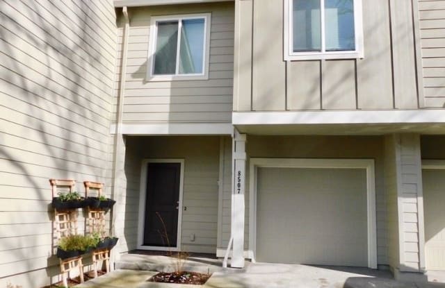 8507 NE 14th Place - 8507 Northeast 14th Avenue, Hazel Dell, WA 98665