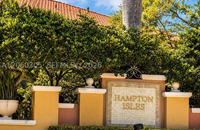 790 SW 107th Ave