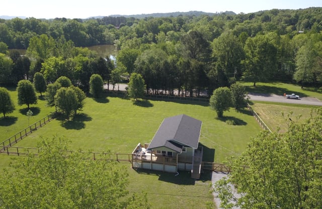 1008 Sunrise Circle - 1008 Sunrise Circle, Cheatham County, TN 37015