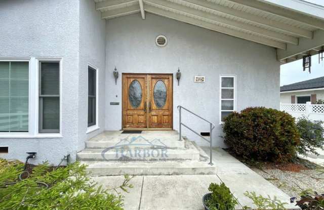 3706 South Emily Street