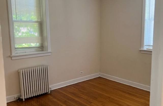 1227 Harvard Terrace #G