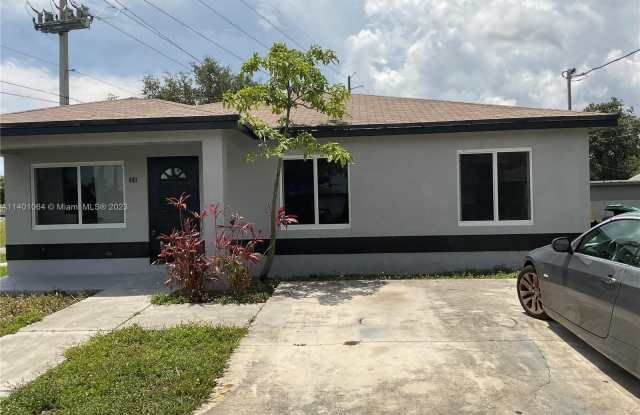 401 NW 3rd Ter