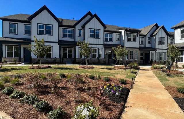 Photo of Room in 4 Bedroom Home at Rivulet Wy