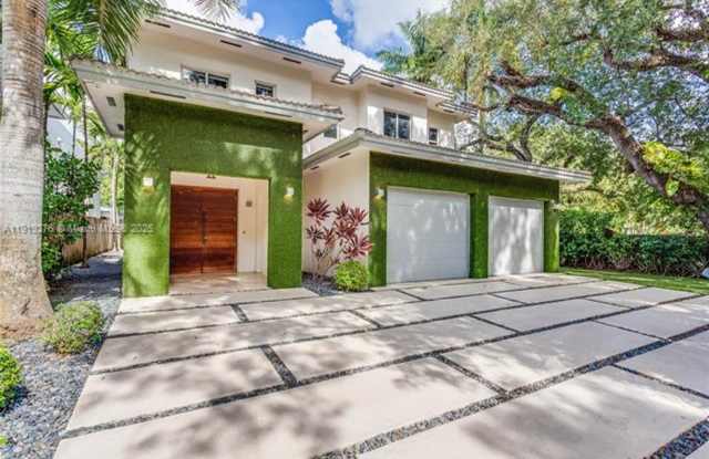 Photo of 1701 Espanola Drive #0 MIAMI, FL 33133