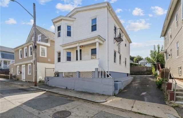 Photo of 17 What Cheer Avenue unit: 2