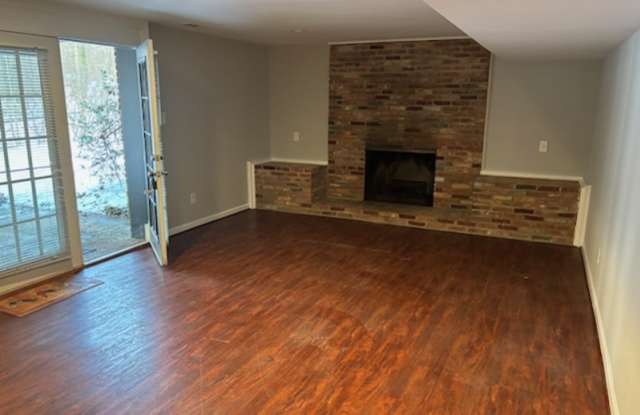1011 Rolandvue Road - 1