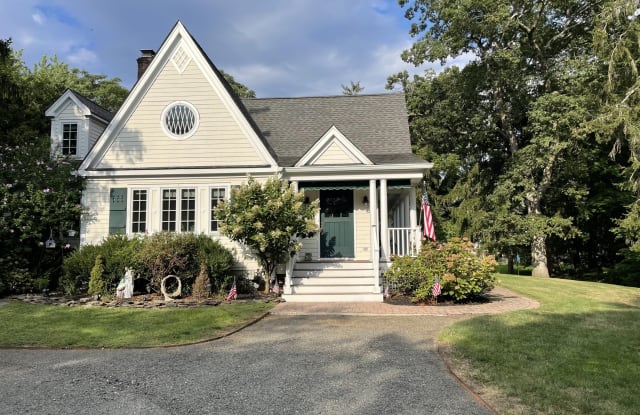 27 Forrest Avenue - 27 Forrest Avenue, Rumson, NJ 07760