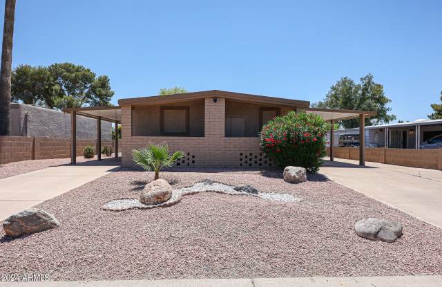 9107 E Fairway Boulevard - 9107 East Fairway Boulevard, Sun Lakes, AZ 85248