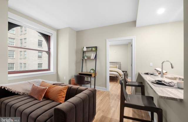 1420-22 CHESTNUT Street unit: 407