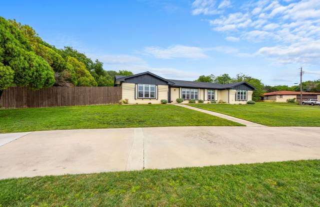 921 Indian Trail Dr, Harker Heights, TX