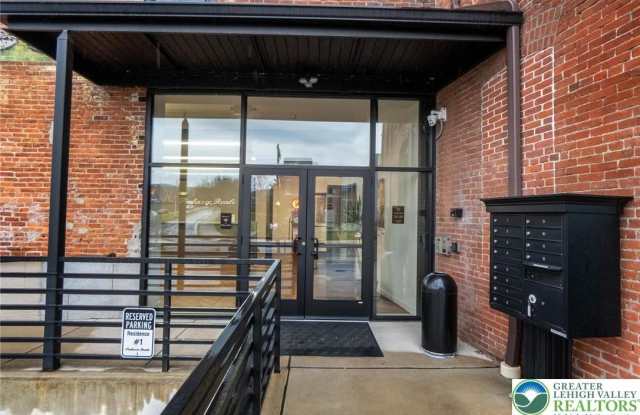 Photo of 107 Hamilton Street unit: Residence 2