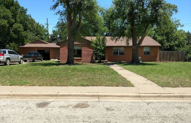 1611 FANNIN ST - 1611 South Fannin Street, Amarillo, TX 79102