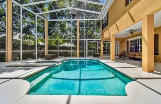 17011 Candeleda De Avila