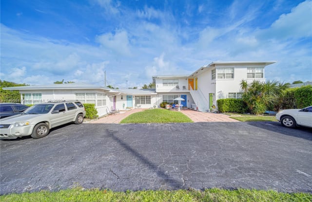 2855 NE 30th St - 2855 Northeast 30th Street, Fort Lauderdale, FL 33306