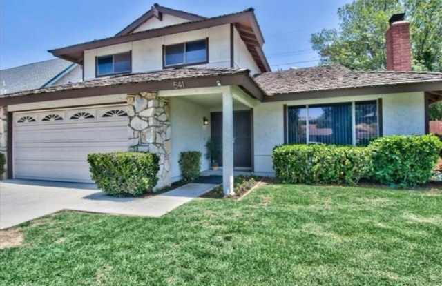 Two Story 4Bd 2Ba Pool Home in Corona