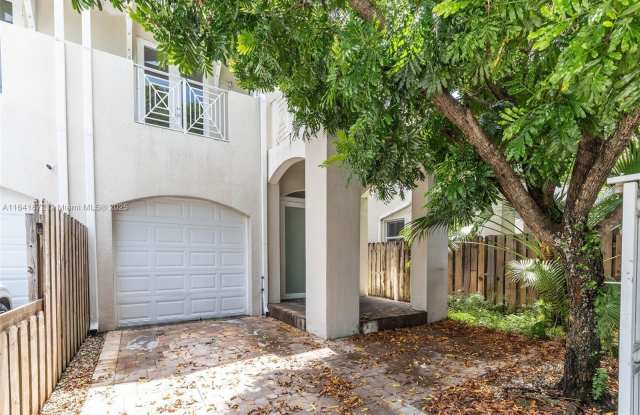 Photo of 3133 Hibiscus St