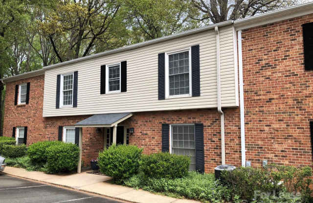 Photo of 5925 Quail Hollow Road unit: D