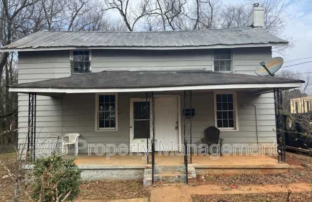 634 West Bell Street
