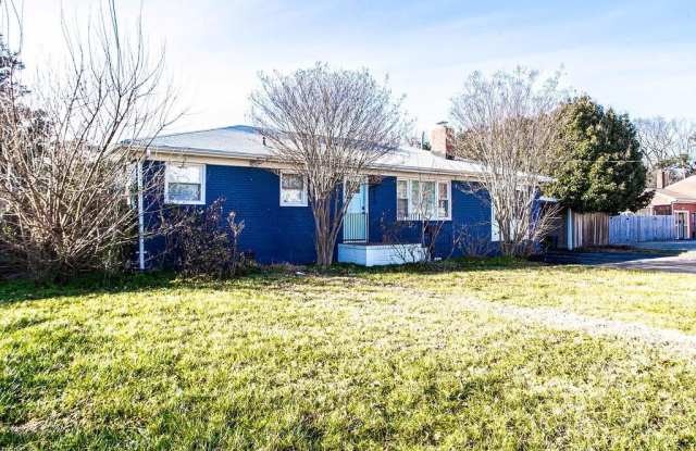 2513 Beaufort Avenue