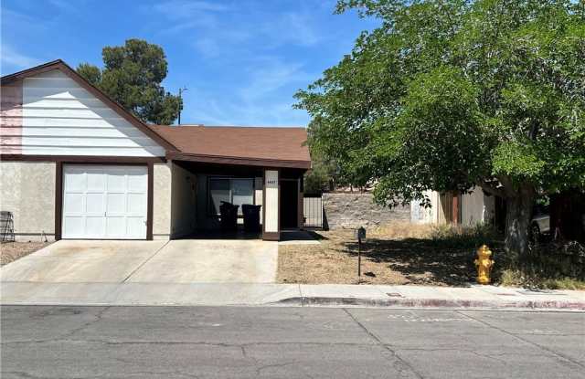 4447 Pinegrove Street - 4447 Pinegrove Street, Spring Valley, NV 89147