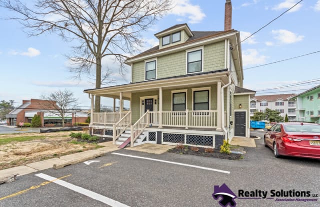 414 White Horse Pike - D - 414 White Horse Pike, Haddon Heights, NJ 08035