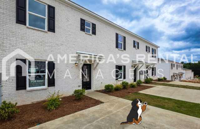 New Construction Townhome for Rent in Clanton, AL!