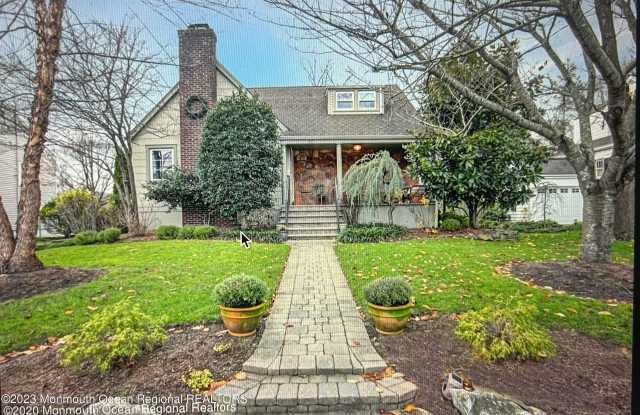240 Oakhurst Road