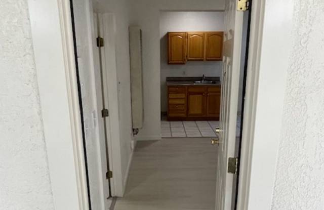 03RD ST 574