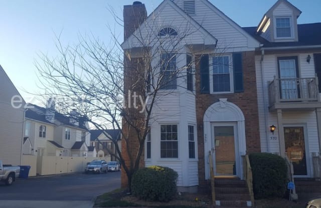 322 Green Street - 322 Green Street, Portsmouth, VA 23704