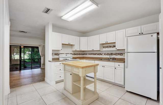 2737 Lowson Boulevard - 2737 Lowson Boulevard, Delray Beach, FL 33445