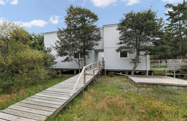 Photo of 54 Thompson Avenue