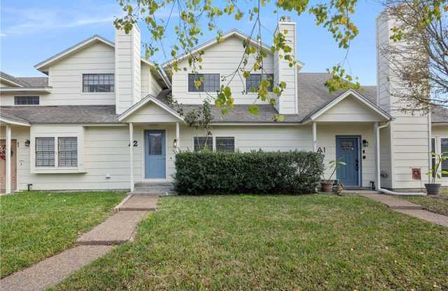 Photo of 3052 Quail Springs unit: A-2