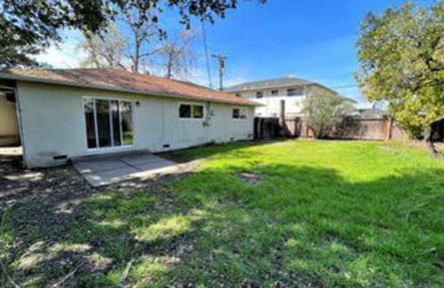 2301 Ramon Dr - 2301 Ramon Drive, Arden-Arcade, CA 95825