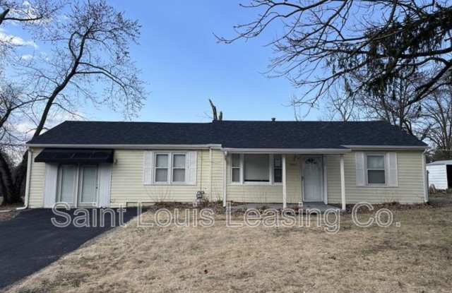 10261 Imperial Dr - 10261 Imperial Drive, St. Louis County, MO 63136