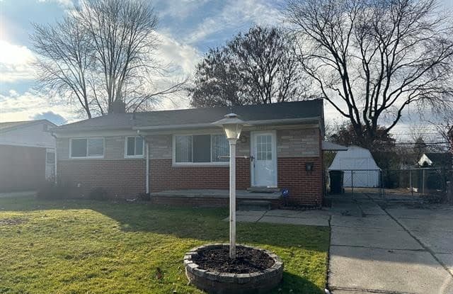 34401 BEACONSFIELD Street - 34401 Beaconsfield Street, Macomb County, MI 48035