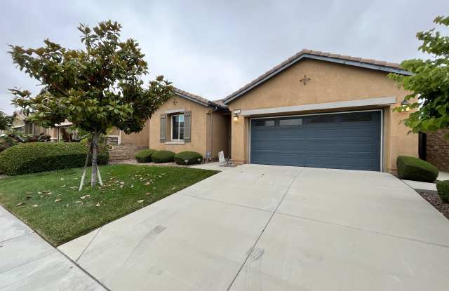 7825 Lemon Pepper Avenue, Fontana, CA, USA
