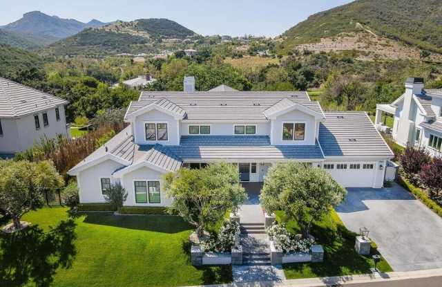 2969 Calbourne Lane