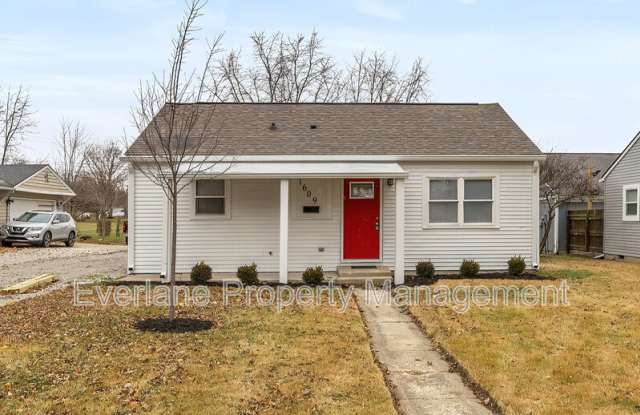 Photo of 1609 North Outer Drive