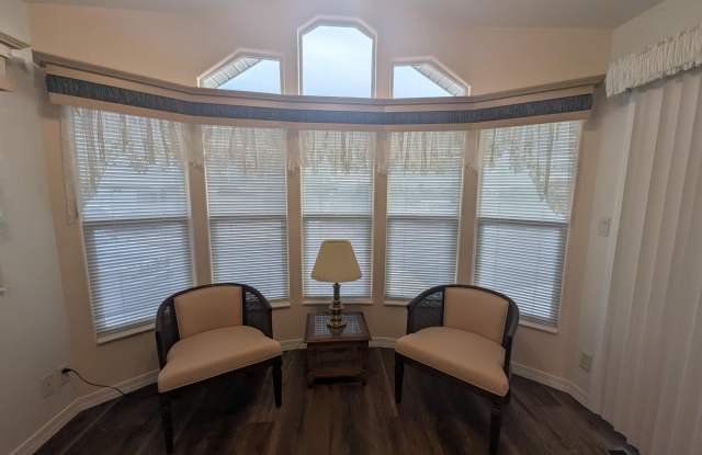 412 E FIESTA DEL SOL --