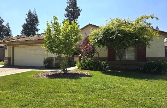 5981 West Pinedale Avenue