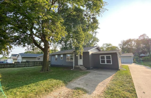 313 Beedle Dr. - 313 Beedle Drive, Ames, IA 50014