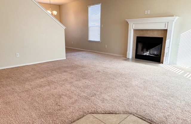 Large Single Family Home in Copperas Cove