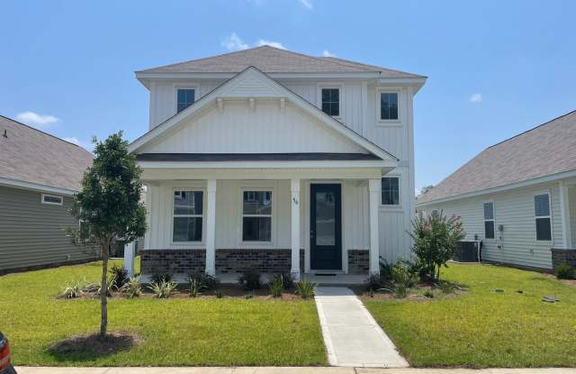 3 BR Home in River Oaks!