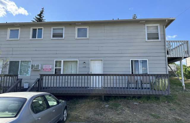 1223 2nd StreetWebster Apartments