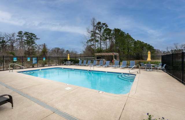 Deerbrook Apartments