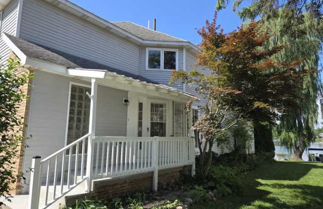 1664 South Newman Road